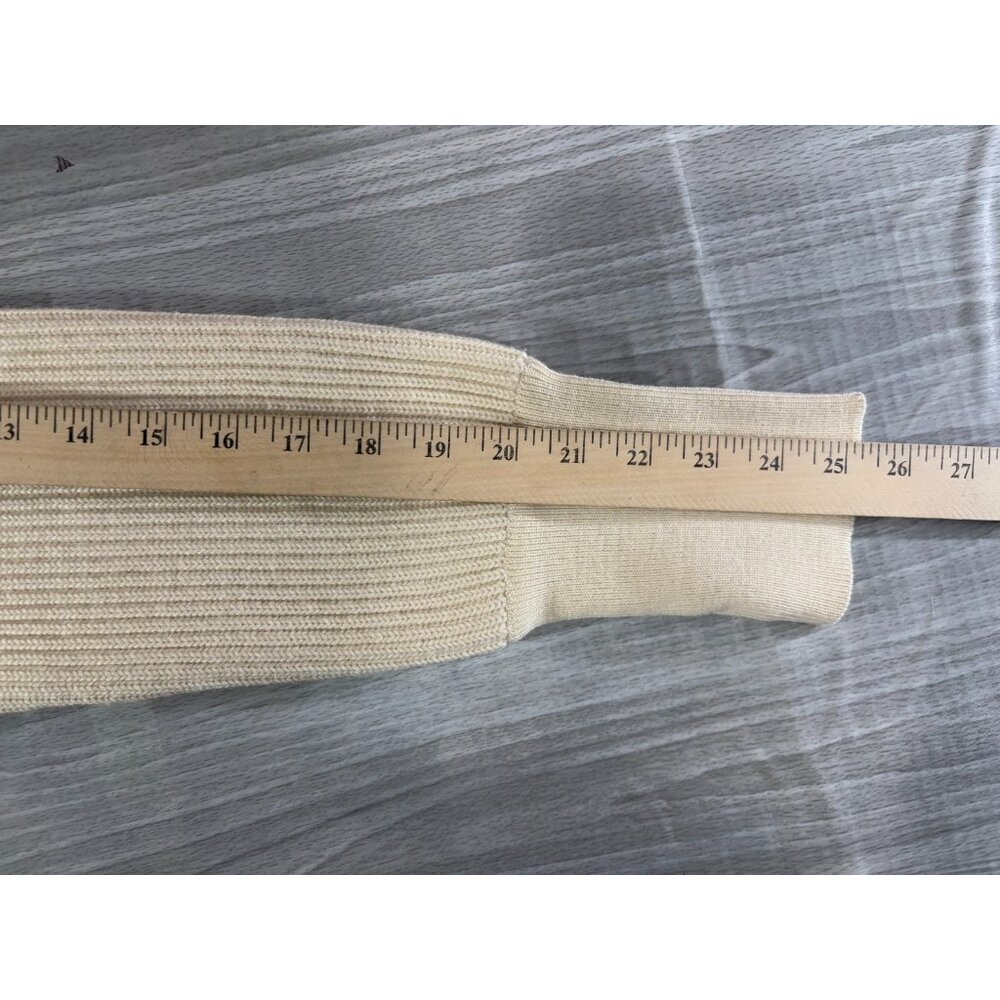 Jacquemus la maille seville wool sweater sz 34 XS color off white NWT mspr $560 - Picture 11 of 11
